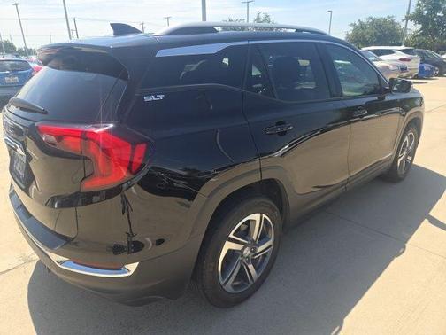 Ebony Twilight Metallic 2021 GMC Terrain SLT