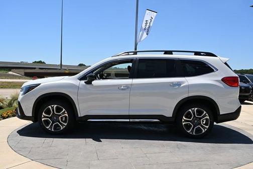 Crystal White Pearl 2026 Subaru Ascent Touring