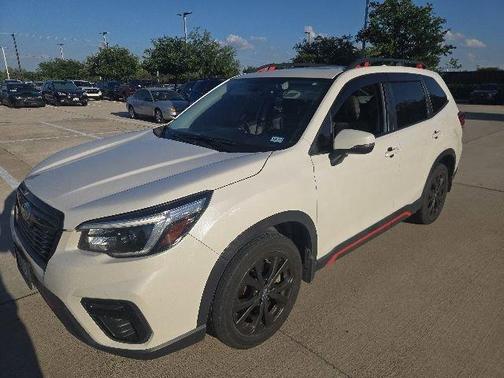 Crystal White Pearl 2021 Subaru Forester Sport