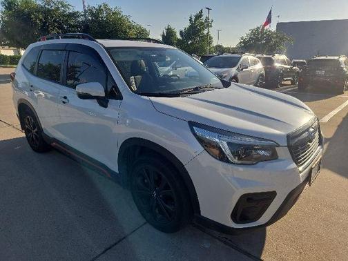 Crystal White Pearl 2021 Subaru Forester Sport