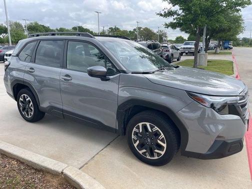 Riverrock Green 2025 Subaru Forester Premium