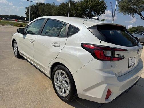 2025 Subaru Impreza Base