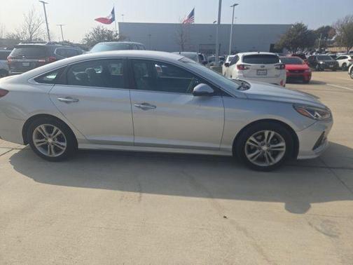 2018 Hyundai SONATA SEL