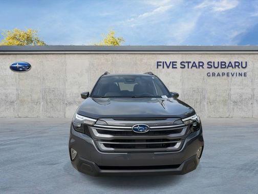 Magnetite Gray Metallic 2025 Subaru Forester Premium