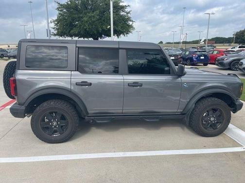 Gray Metallic 2024 Ford Bronco Black Diamond
