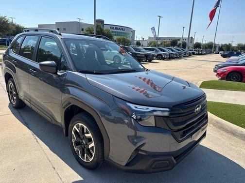 Magnetite Gray Metallic 2025 Subaru Forester