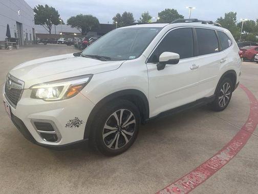 Crystal White Pearl 2020 Subaru Forester Limited
