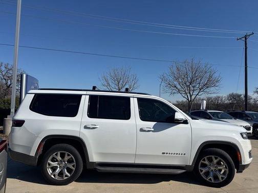 2022 Jeep Wagoneer Series II