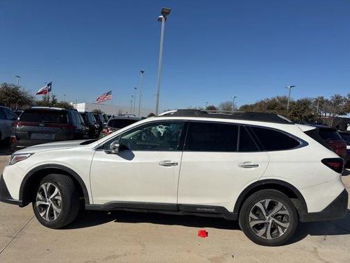 2022 Subaru Outback Touring