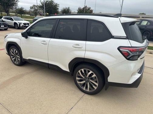 2025 Subaru Forester Touring