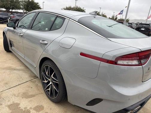 2022 Kia Stinger GT-Line