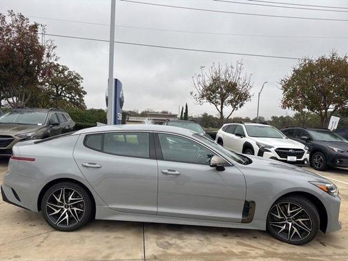 2022 Kia Stinger GT-Line