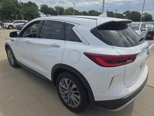 Lunar White 2023 INFINITI QX50 Pure