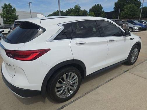 Lunar White 2023 INFINITI QX50 Pure