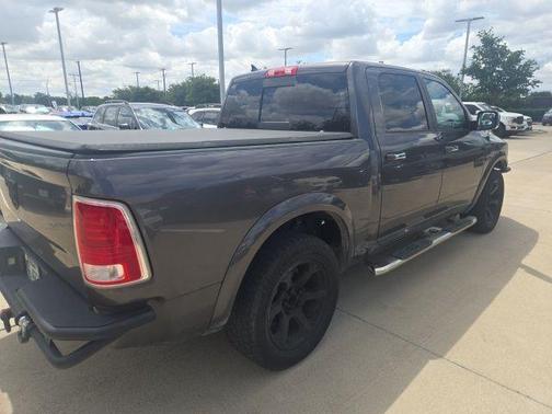 Granite Crystal Clearcoat Metallic 2016 RAM 1500 Laramie