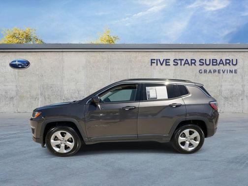 Granite Crystal Clearcoat Metallic 2018 Jeep Compass Latitude