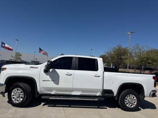 Summit White 2023 Chevrolet Silverado 2500 LT