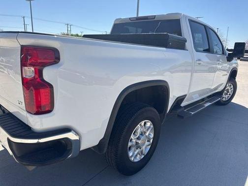 Summit White 2023 Chevrolet Silverado 2500 LT