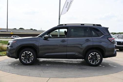 Magnetite Gray Metallic 2026 Subaru Forester Premium