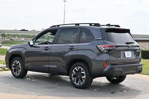 Magnetite Gray Metallic 2026 Subaru Forester Premium