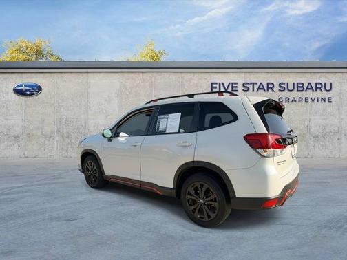 Crystal White Pearl 2022 Subaru Forester Sport