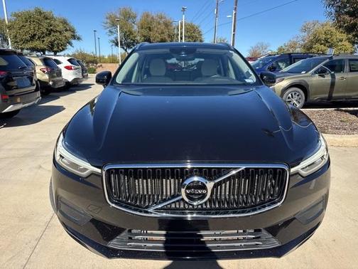 2021 Volvo XC60 T5 Momentum