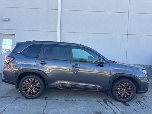 2025 Subaru Forester Sport