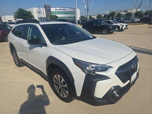 Crystal White Pearl 2025 Subaru Outback Premium