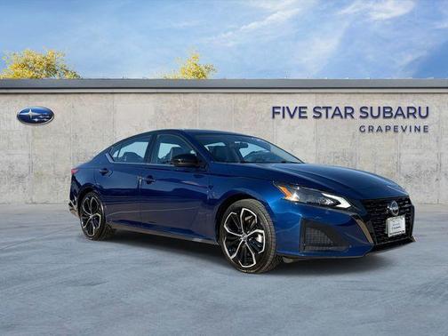Deep Blue Pearl 2024 Nissan Altima 2.5 SR