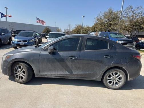 2018 Toyota Yaris iA Base