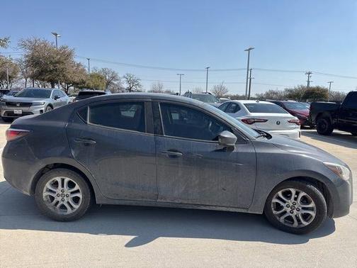 2018 Toyota Yaris iA Base