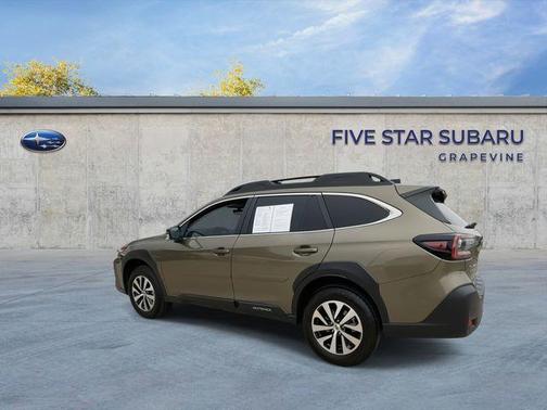 2025 Subaru Outback Premium