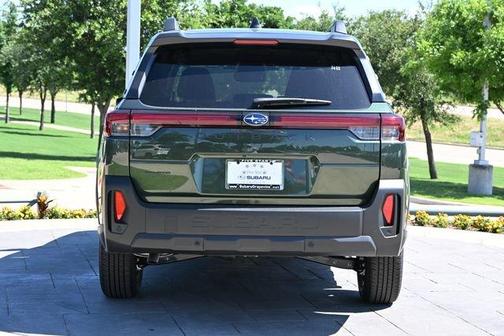 Deep Emerald Green 2026 Subaru Outback Premium