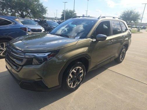 2025 Subaru Forester Premium