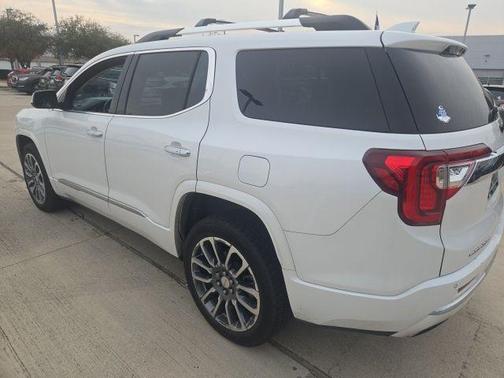 2020 GMC Acadia Denali