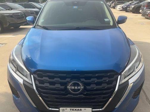 Electric Blue Metallic 2022 Nissan Kicks SV