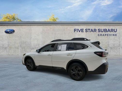 Crystal White Pearl 2021 Subaru Outback Onyx Edition XT
