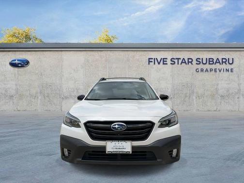 Crystal White Pearl 2021 Subaru Outback Onyx Edition XT