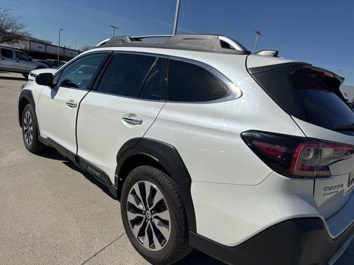 2025 Subaru Outback Touring XT