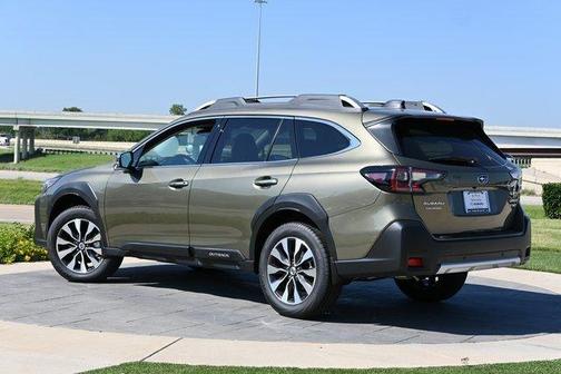 2025 Subaru Outback Touring