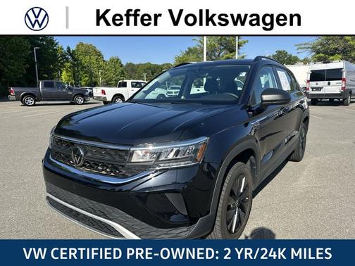 Deep Black Pearl Effect 2023 Volkswagen Taos 1.5T S
