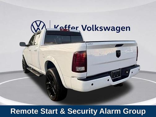 Bright White Clearcoat 2019 RAM 1500 Classic Warlock