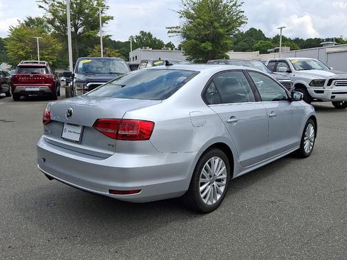 Reflex Silver Metallic 2015 Volkswagen Jetta 1.8T SE