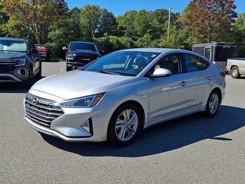 Symphony Silver 2020 Hyundai ELANTRA SEL