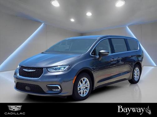 2023 Chrysler Pacifica Touring-L