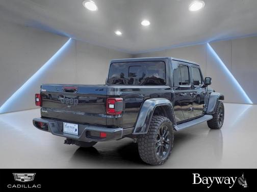 2022 Jeep Gladiator Overland