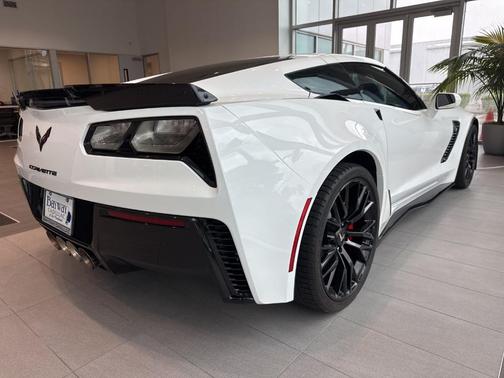 Arctic White 2016 Chevrolet Corvette Z06