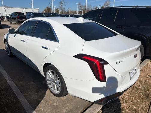 2022 Cadillac CT4 Luxury
