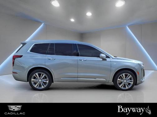 2025 Cadillac XT6 Premium Luxury FWD