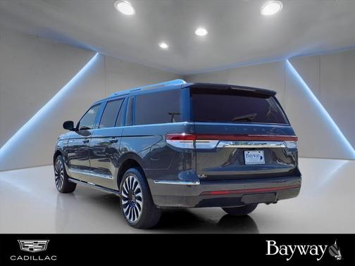 2022 Lincoln Navigator L Black Label